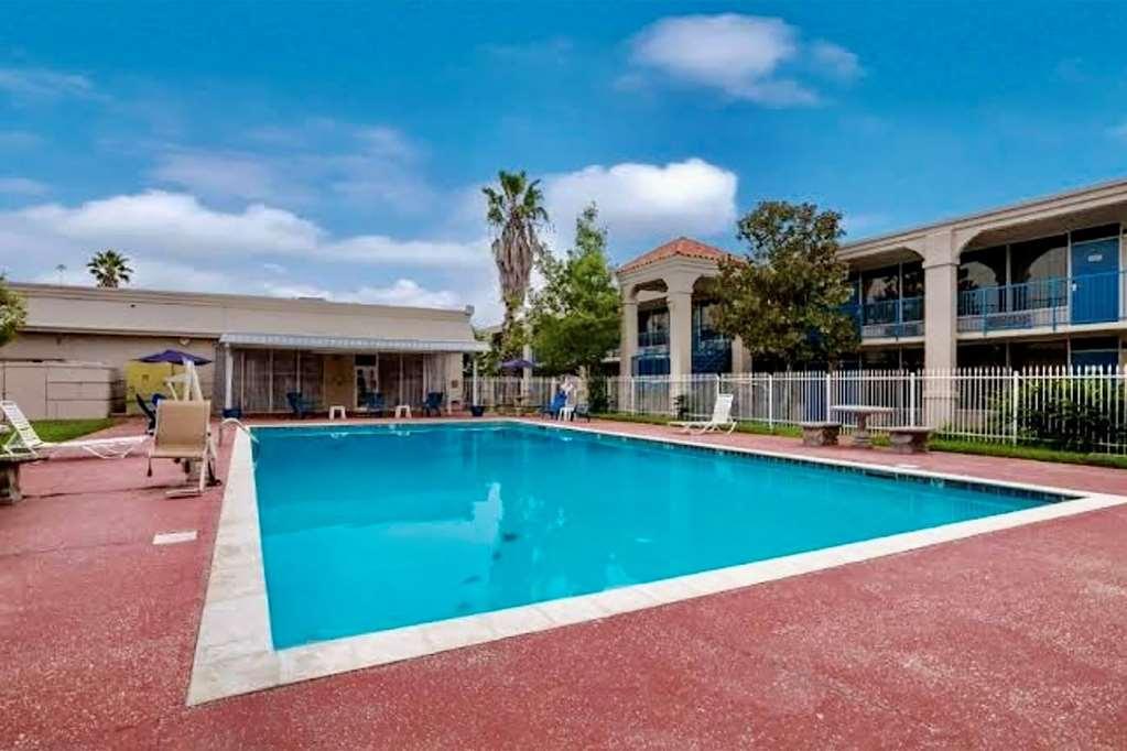 Travelodge By Wyndham Baton Rouge East Facilities photo